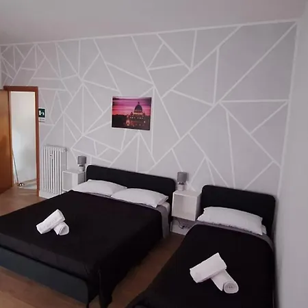 In With Gemelli E Vaticano Apartment *