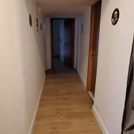 In With Gemelli E Vaticano * Rom